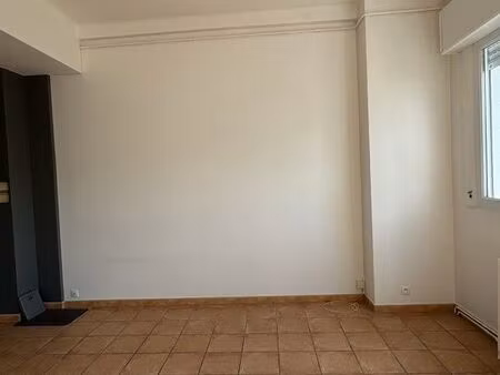 à louer appartement t2 calais nord dispo le 01/08 p à p