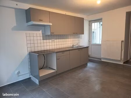 appartement t2 entièrement rénové centre ville