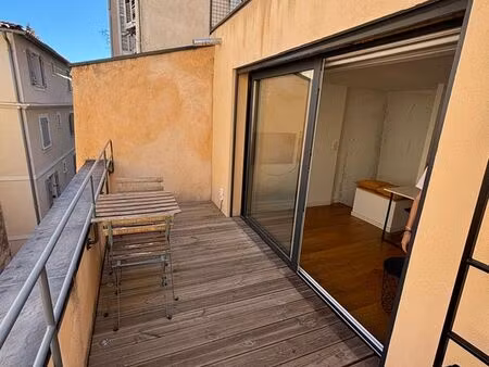 location t2 panier dupleix (33 rue baussenque)