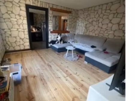 appartement a louer avec petit coin jardin