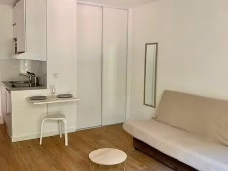 studio meublé 13005