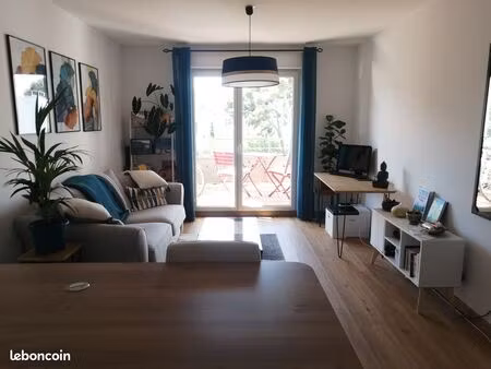 t2 meublé 40m2  balcon  parking - proche sormiou