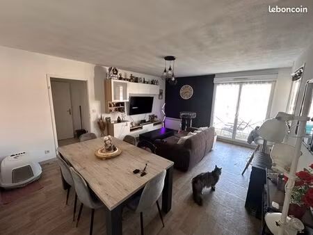 appartement t2 avec balcon quievrechain 55 m2