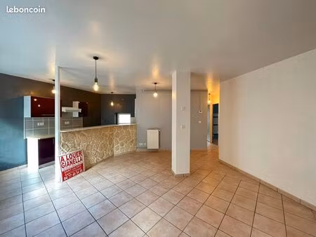 appartement 4 pièces 97 m²