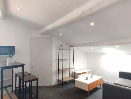 beau t2 rénové 22m2