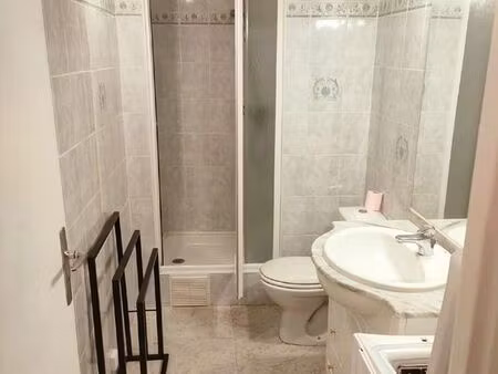 studio meublé 28 m² – secteur rond-point du prado