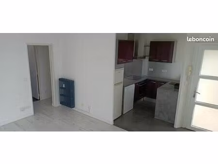 nantes beauséjour t3 rénové  loyer hors charges 780 euros