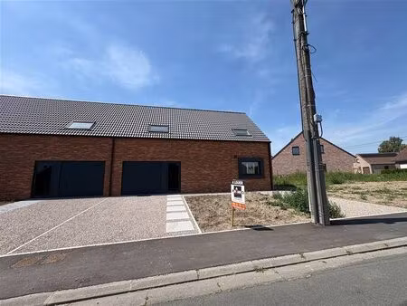 maison à louer à chemin de la rabouillette 13 péruwelz (vbe38912)