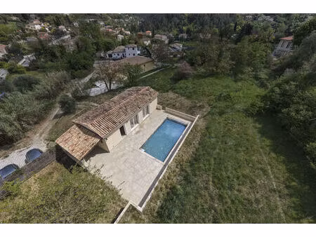 projet de villa de 130m2 avec permis d'extension validé et purgé  piscine et structure exi