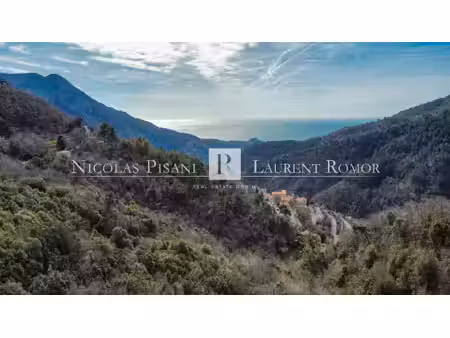 exclusivité - propriete vue mer avec important potentiel de valorisation