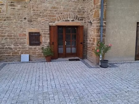 location meublée appartement 1 pièce 24 m² à crêches-sur-saône (71680)  370 €