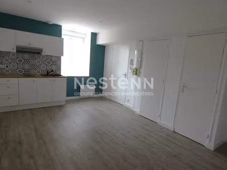 location appartement 2 pièces 33 m² à clermont-créans (72200)  400 €