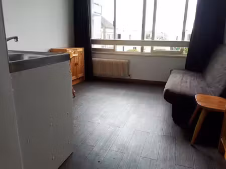 location meublée appartement 1 pièce 16 m² à chartres (28000)  420 €