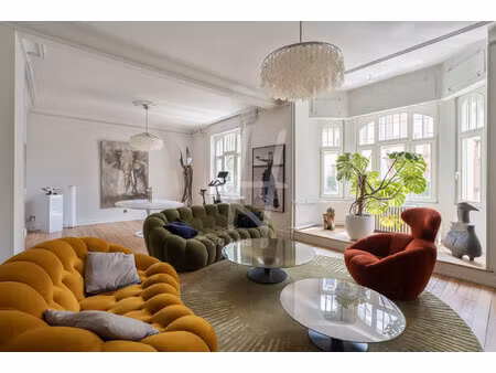metz – duplex rénové 225 m² – 7 pièces – terrasse 35 m
