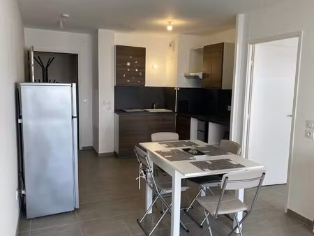 2 pieces 37 m²