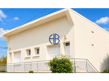 immeuble + maison indépendante 40 700 € de revenus annuels
