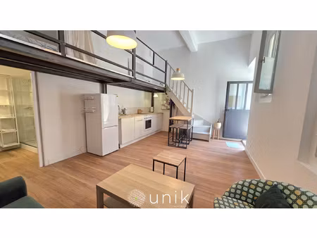 appartement avec mezzanine - meuble et climatise - quartier
