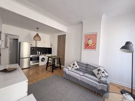 grand studio place castelane