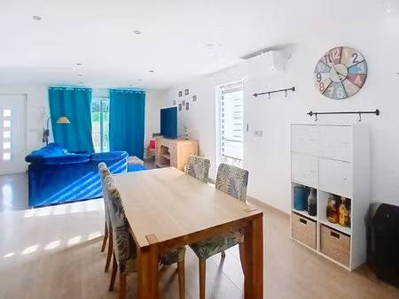 maison 4 pièces de 106 m² à cremieu (38460)
