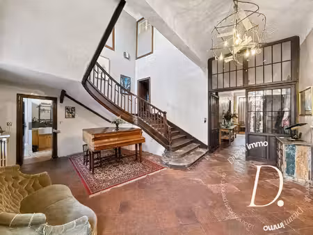 hôtel particulier avec jardin intérieur – plaisance-du-gers