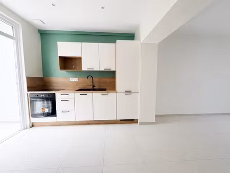 maison entièrement rénovée - 3 chambres - jardin plein sud - saint-pavin