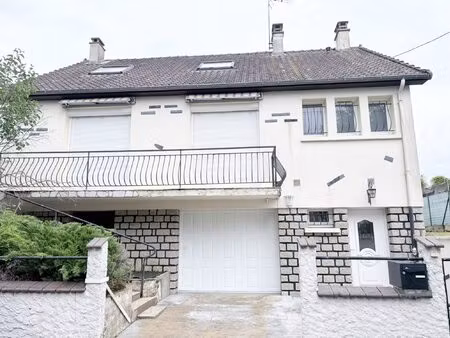 maison garage et jardin