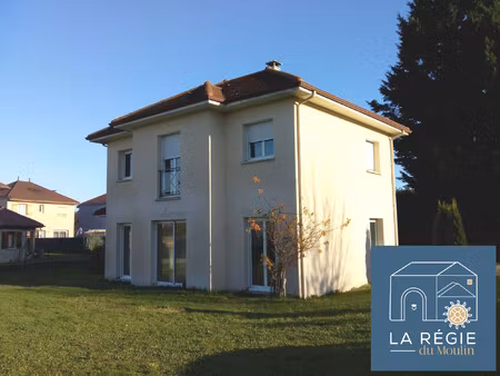 tres rare a la location - belle maison individuelle avec jardin