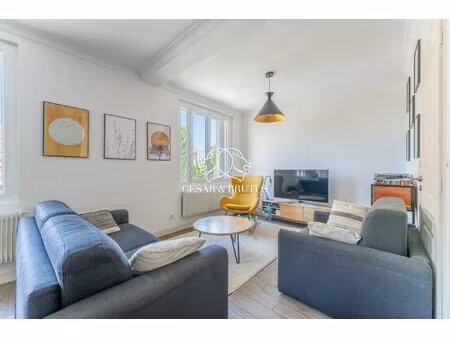rare part-dieu : magnifique t3/4 de 76 m² avec double séjour e