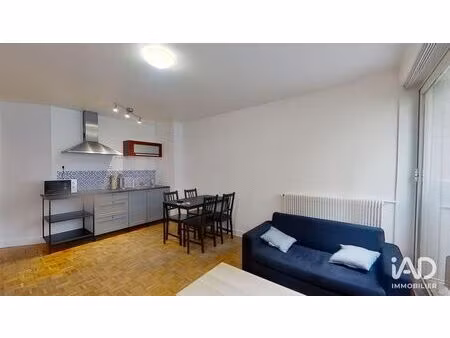 appartement à paris (75015)