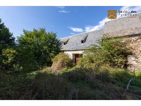 grange à rénover avec vue sur la vallée du louron