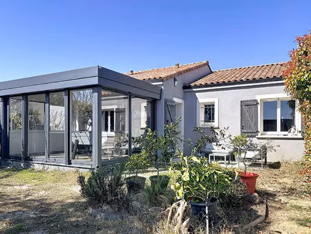 canet-d'aude charmante villa 3 faces - 5 pieces avec studio indépendant  véranda et jacuzz