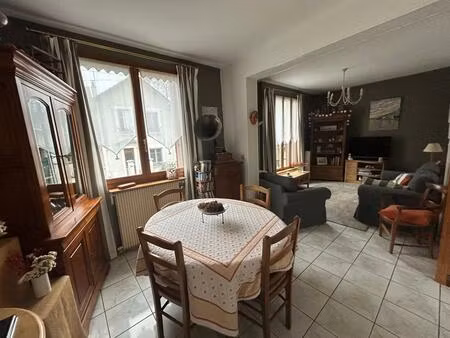 maison de 6 pièces de 95 87 m²