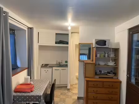 location meublée appartement 1 pièce 16 m² à longjumeau (91160)  700 €