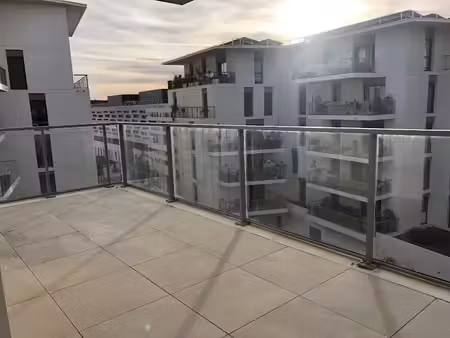 location appartement 2 pièces 43 m² à castelnau-le-lez (34170)  740 €