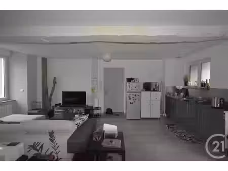 appartement f2 à louer - 2 pièces - 47 m2 - cosse le vivien - 53 - pays-de-loire