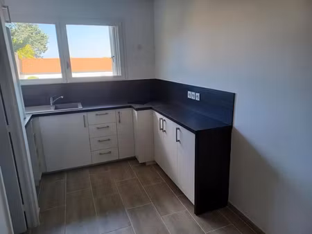 location appartement 2 pièces 45 m² à bouffémont (95570)  900 €