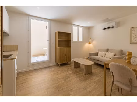 location meublée appartement 2 pièces 30 m² à marseille 1er (13001)  1 000 €