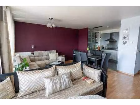bel appartement 2ch - 89m2 avec terrasse + parking