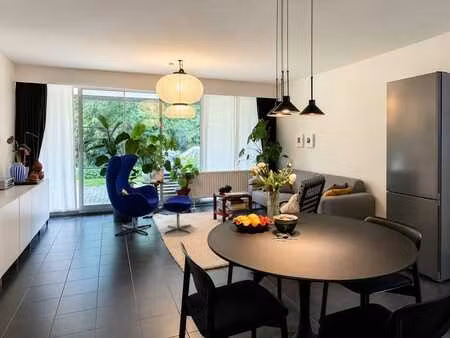 ruim en verzorgd éénslaapkamer appartement met twee terra...