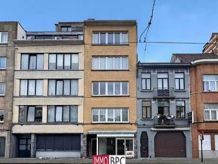 rez-de-chaussée commercial avec vitrine – jette
