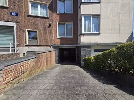garage à louer avenue des pagodes 113 bruxelles