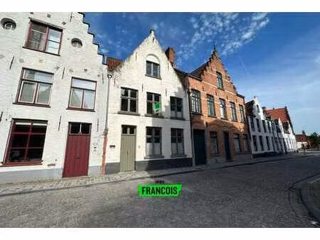 charmante maison de 3 chambres située au cœur de bruges