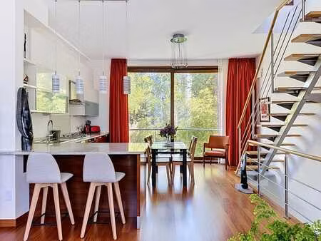 square plasky - maison meublée 1 chambre avec jardin  terras