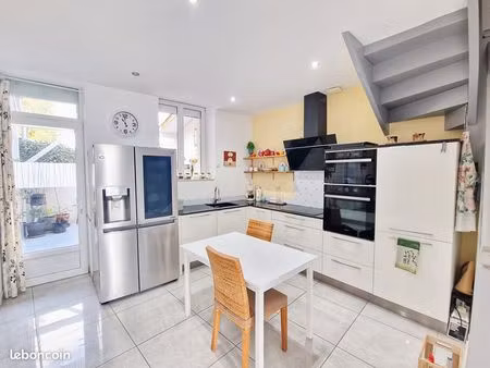 maison de ville 5 pièces 108 m²