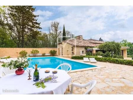 maison 12 pièces 287 m²