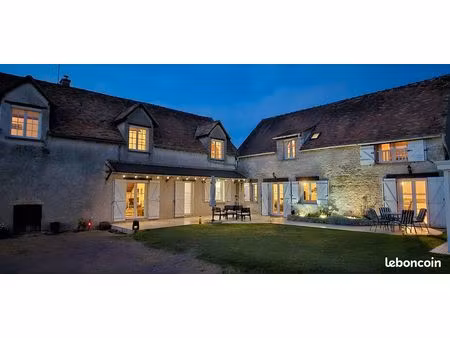 maisons avec piscine et tennis