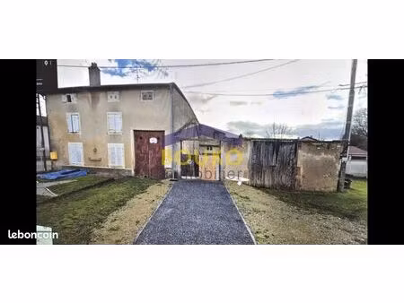 maison 1 pièce 150 m²