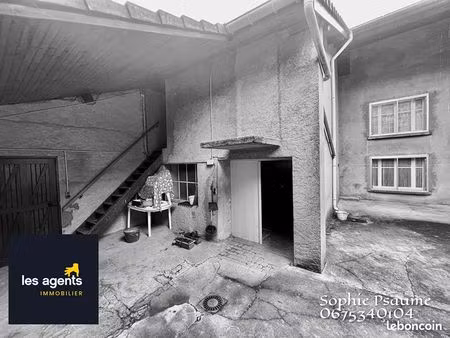 maison 10 pièces 240 m²