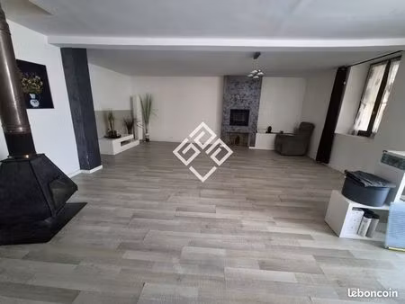 maison de village 8 pièces 195 m²