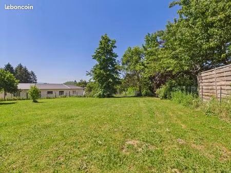 terrain 740 m² chasselay